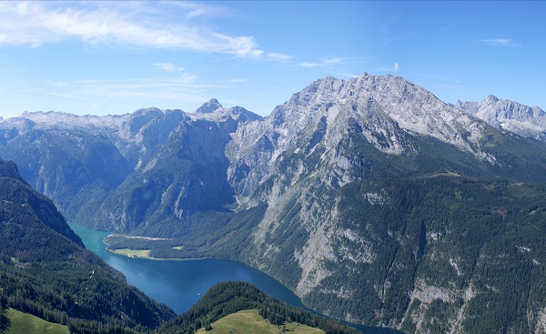WAN-KS-HK Berchtesgaden Alps and the Koenigssee  blue sky and white clouds  panorama image Panorama of the mountain lake Koenigsse shutterstock 93091720