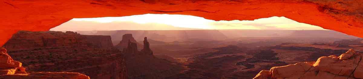 BUS-HP-WESTEN Canyonlands 01 Mesa Arch Sunrise Panorama Utah 165003071