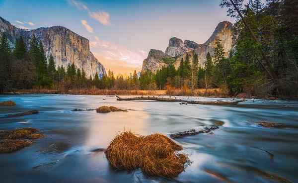 CALIFORNIA-DREAMING Yosemite National park California usa shutterstock 394513711
