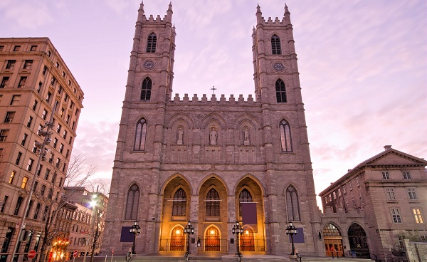 EAST-EXPRESS Kanada Montreal The Basilica of Notre-Dame