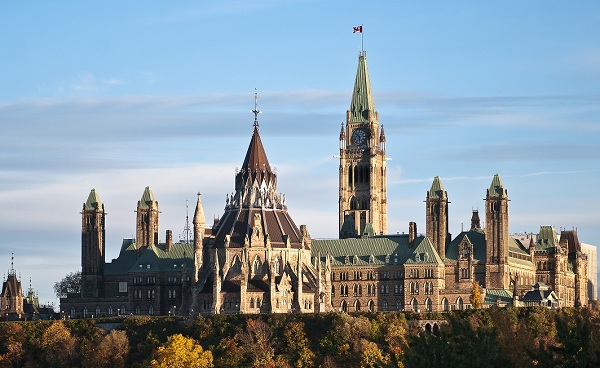 EAST-EXPRESS Kanada Ottawa The Parliament Buildings