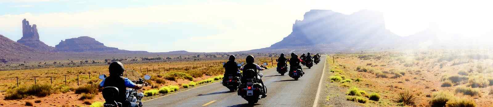 HARLEY-ATL-PAT Traveling in Monument Valley shutterstock 355385192