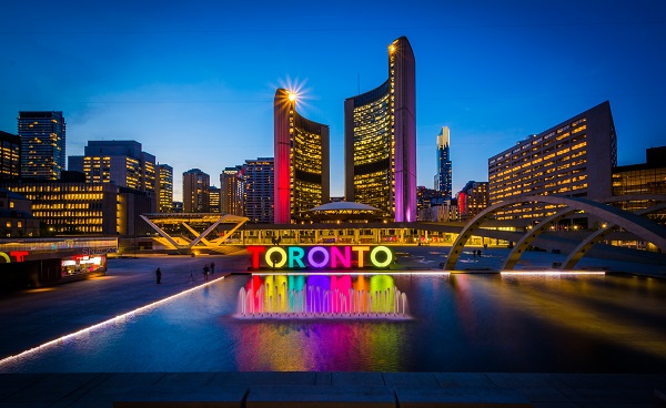 View of Nathan Phillips Square and Toronto Sign in downtown at night  in Toronto  Ontario 418975963